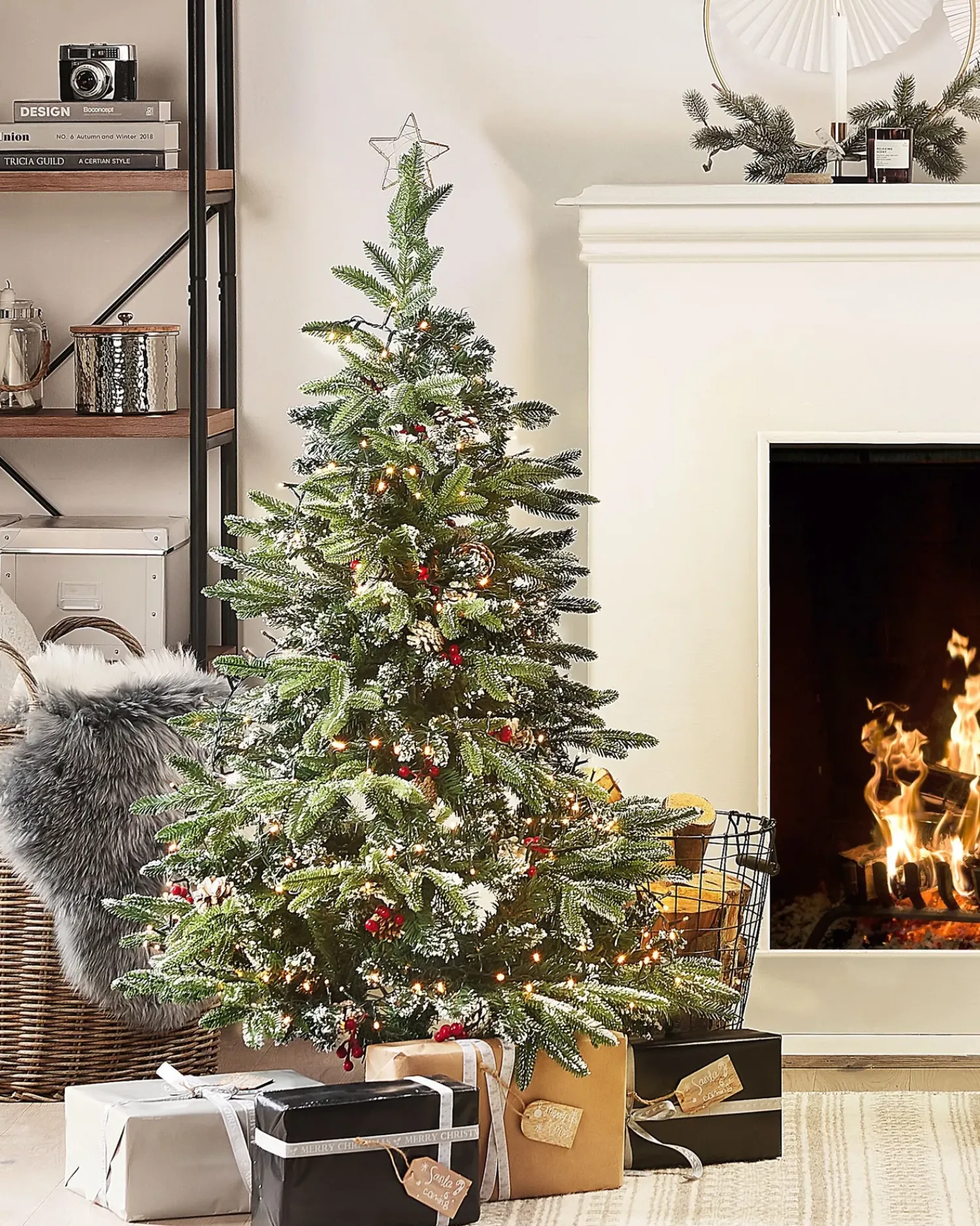 Sale Beliani Albero di Natale artificiale DENALI Verde Bianco Rosso Verde