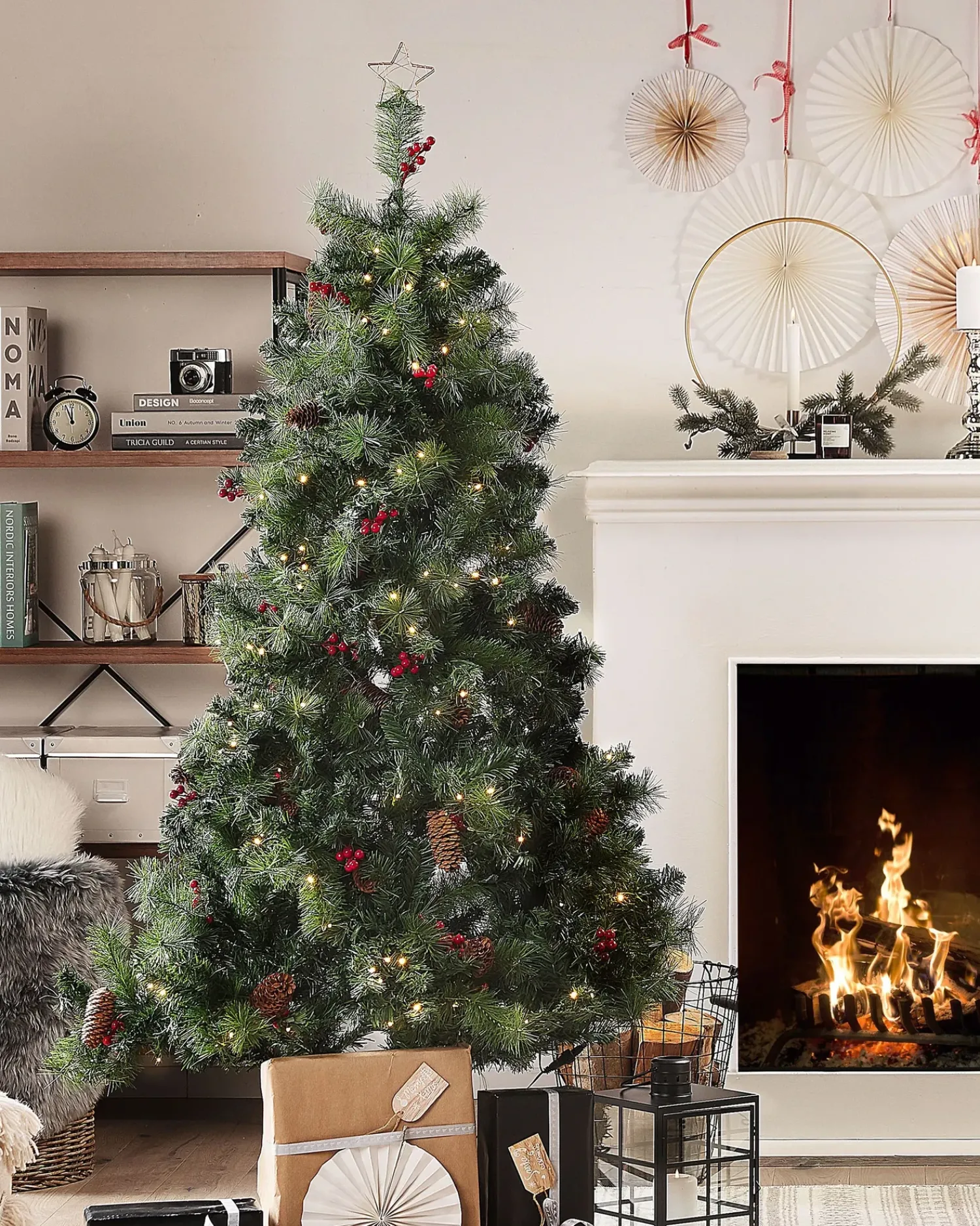 Best Beliani Albero di Natale artificiale LED JACINTO 180 cm Verde scuro Verde Nero