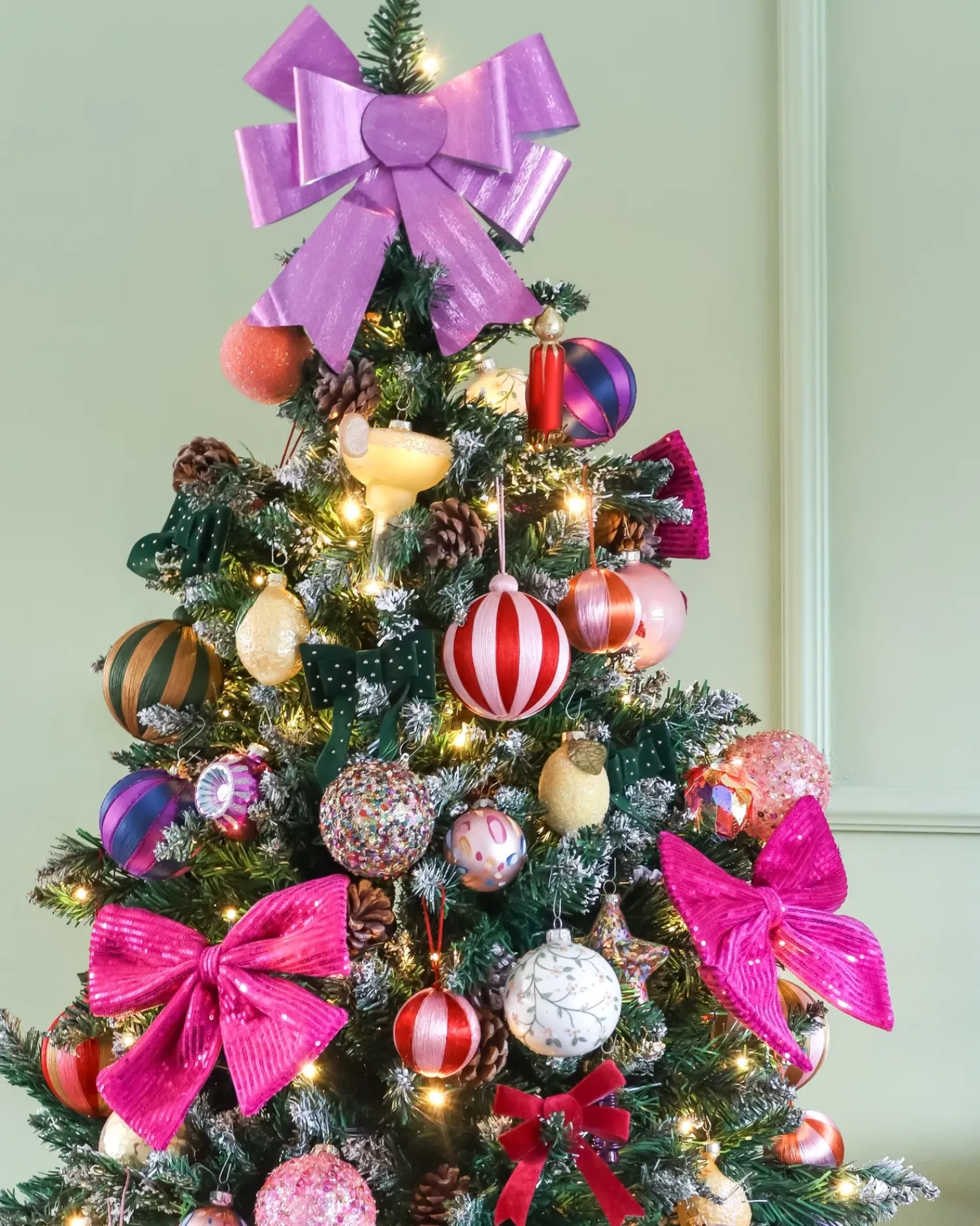 Clearance Beliani Albero di Natale artificiale LED PALOMAR Verde scuro Nero Verde