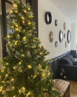 Clearance Beliani Albero di Natale artificiale LED PALOMAR Verde Verde Nero