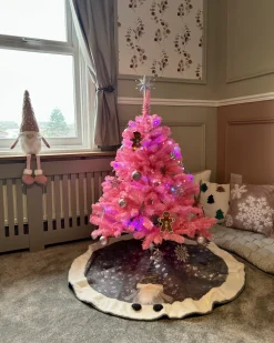 Sale Beliani Albero di Natale artificiale FARNHAM Rosa