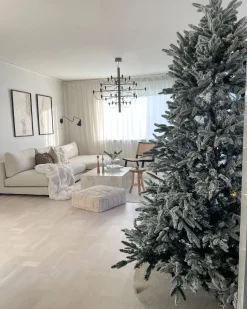 Sale Beliani Albero natalizio innevato BASSIE Bianco Bianco Verde