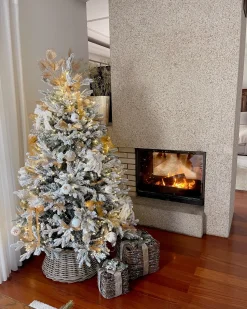Sale Beliani Albero natalizio innevato FORAKER Bianco Bianco Verde
