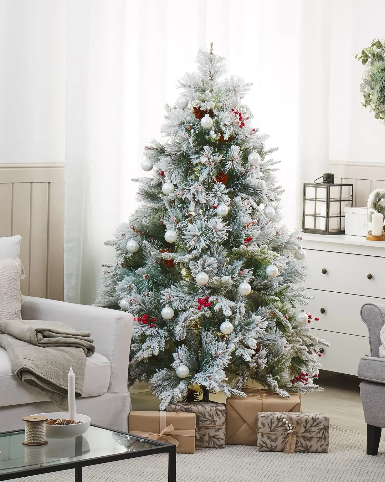 Outlet Beliani Albero natalizio innevato MASALA Bianco Bianco Verde