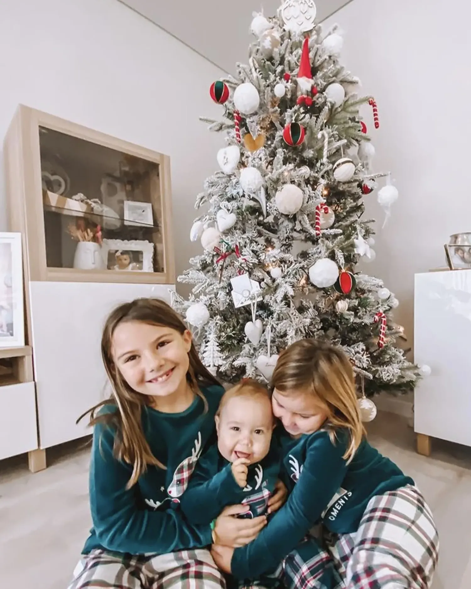 Online Beliani Albero natalizio innevato TOMICHI Bianco Bianco Nero Verde