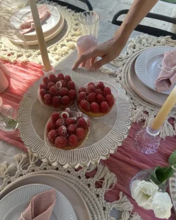 Discount Beliani Alzata per torta MEMFIS Legno di mango Marrone chiaro Bianco Marrone
