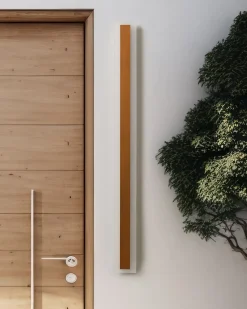Clearance Beliani Applique a LED per esterni ROSALIE Oro Bianco Oro