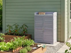 Sale Beliani Banco da giardinaggio TEREVILLE Legno di abete 67 cm 45 cm Grigio Bianco Grigio