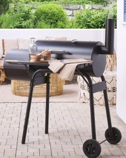 Beliani Barbecue a carbonella KATLA con affumicatore Metallo Nero
