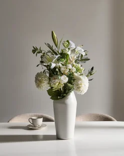 Clearance Beliani Bouquet di fiori artificiali PARREIRA 67 cm Bianco Bianco Verde