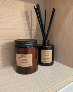 Beliani Candela Profumata con Diffusore di Fragranze DARK ELEGANCE 9 cm Marrone