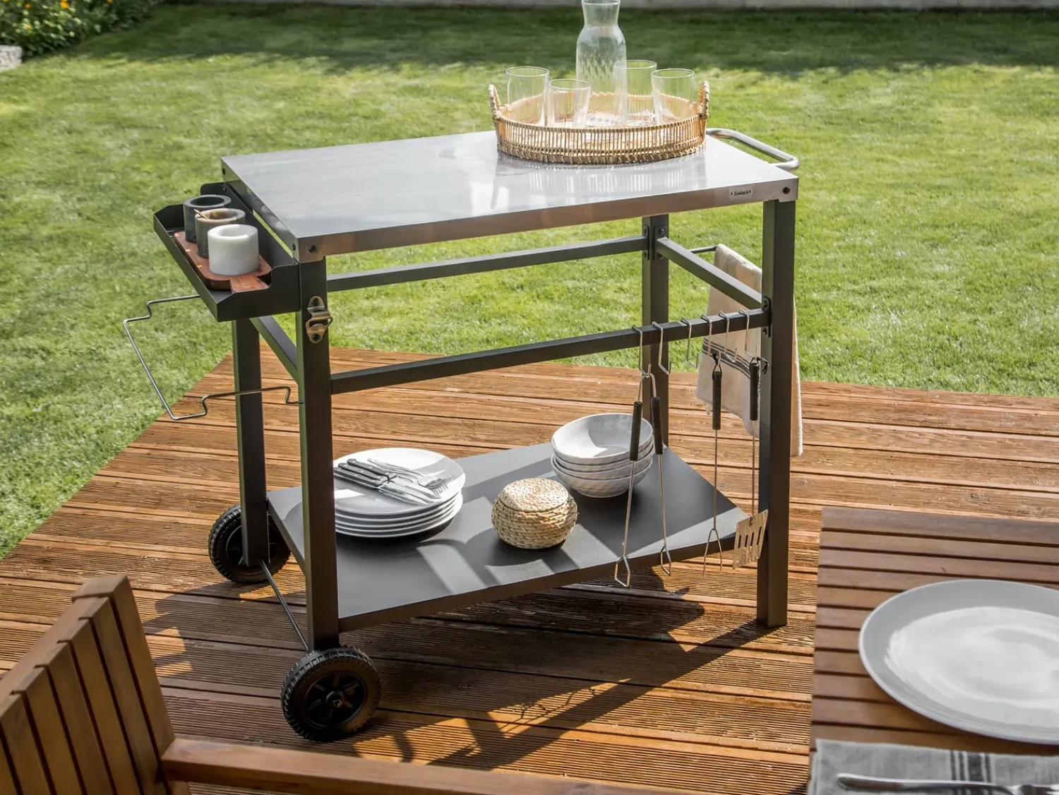 New Beliani Carrello portavivande da giardino SPIAZZI Metallo Nero Argento Nero