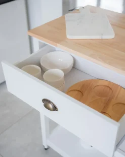 Sale Beliani Carrello portavivande NAVARINO Legno Bianco Bianco Marrone