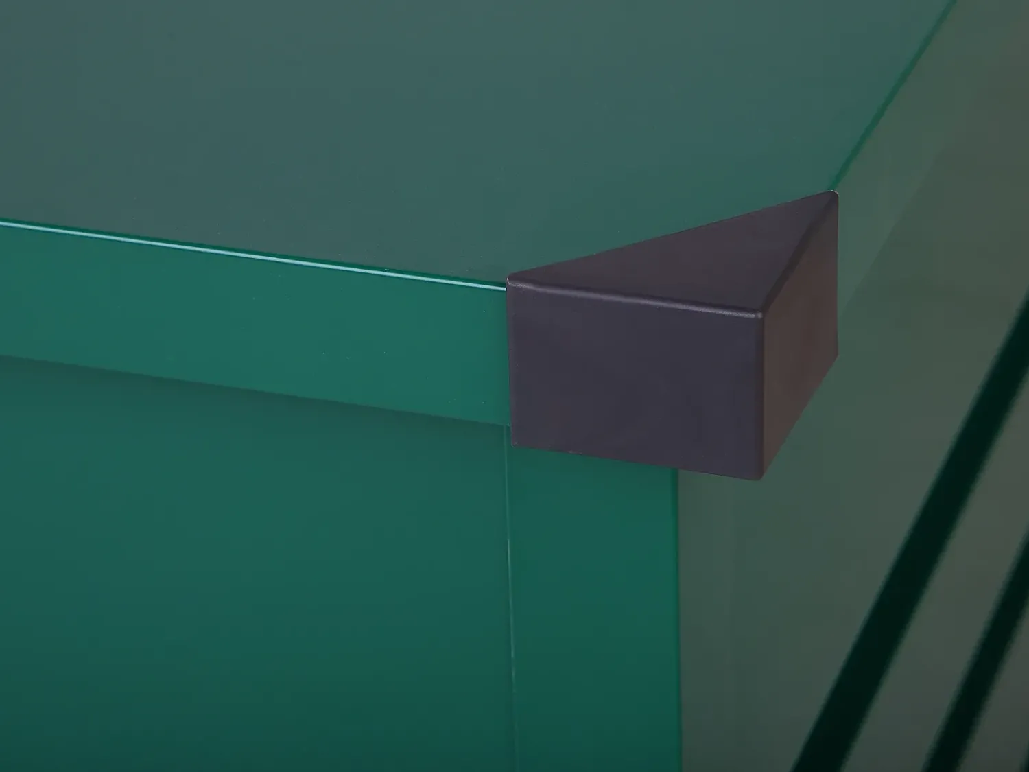 Clearance Beliani Cesta CEBROSA 62 cm scuro Verde