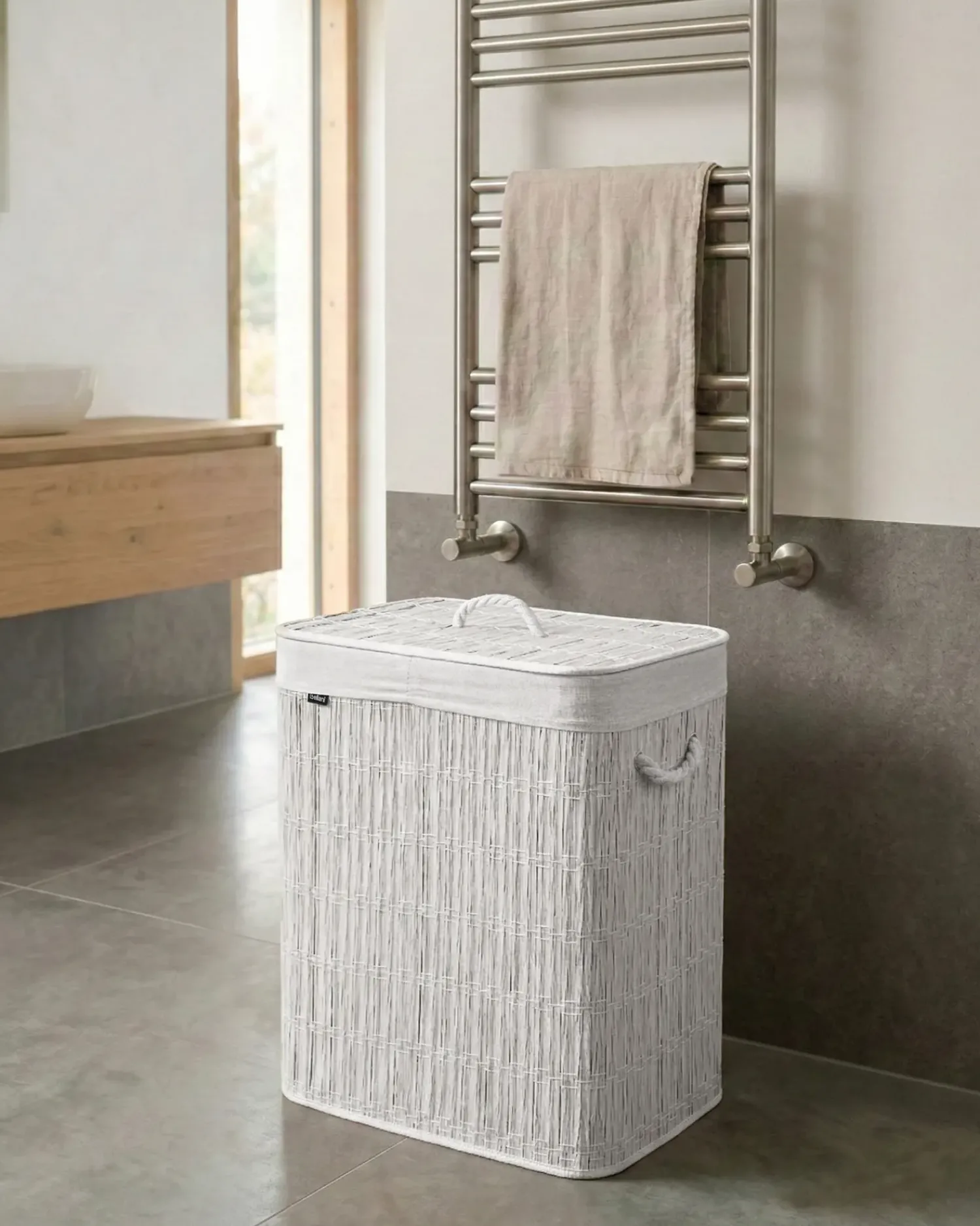 Beliani Cesto per la biancheria Con coperchio ARRAIAS Tessuto 100 L Bianco