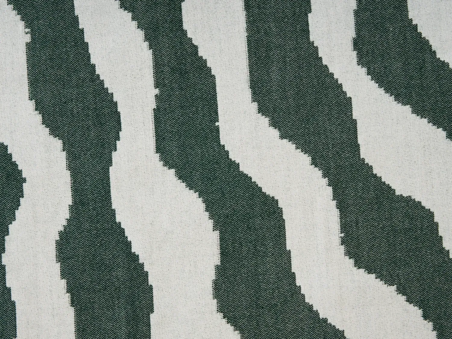 Outlet Beliani Coperta BARTAR Tessuto 130 x 170 cm Verde Bianco Verde
