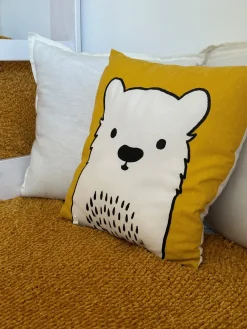 Sale Beliani Coperta ELOVA 150 x 200 cm Senape Giallo