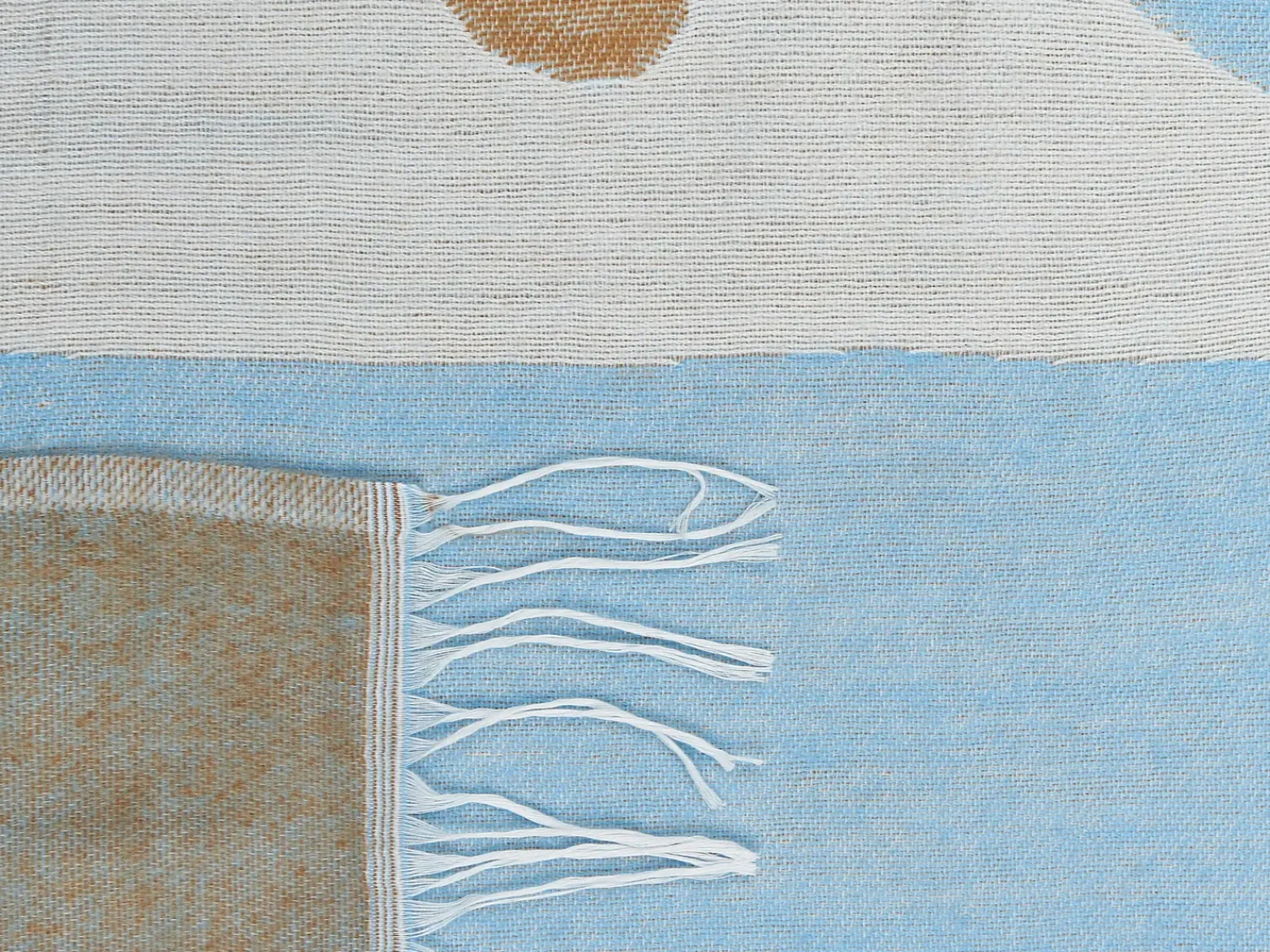 Beliani Coperta HAKUI 130 x 170 cm Blu Beige Blu Marrone