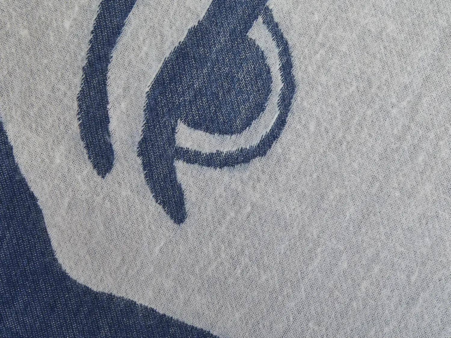 Online Beliani Coperta HALEDE 130 x 170 cm Blu Beige Blu