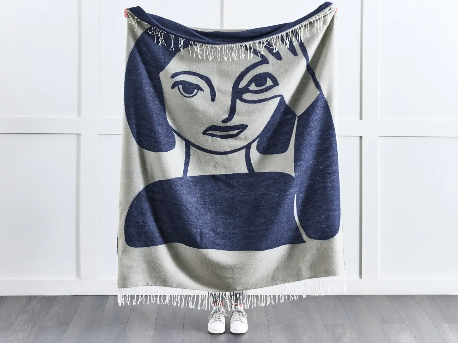 Online Beliani Coperta HALEDE 130 x 170 cm Blu Beige Blu