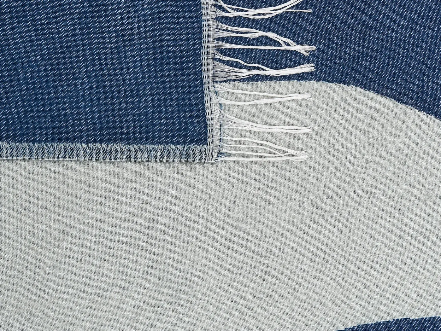 Discount Beliani Coperta HAPREK 130 x 170 cm Blu Blu Grigio