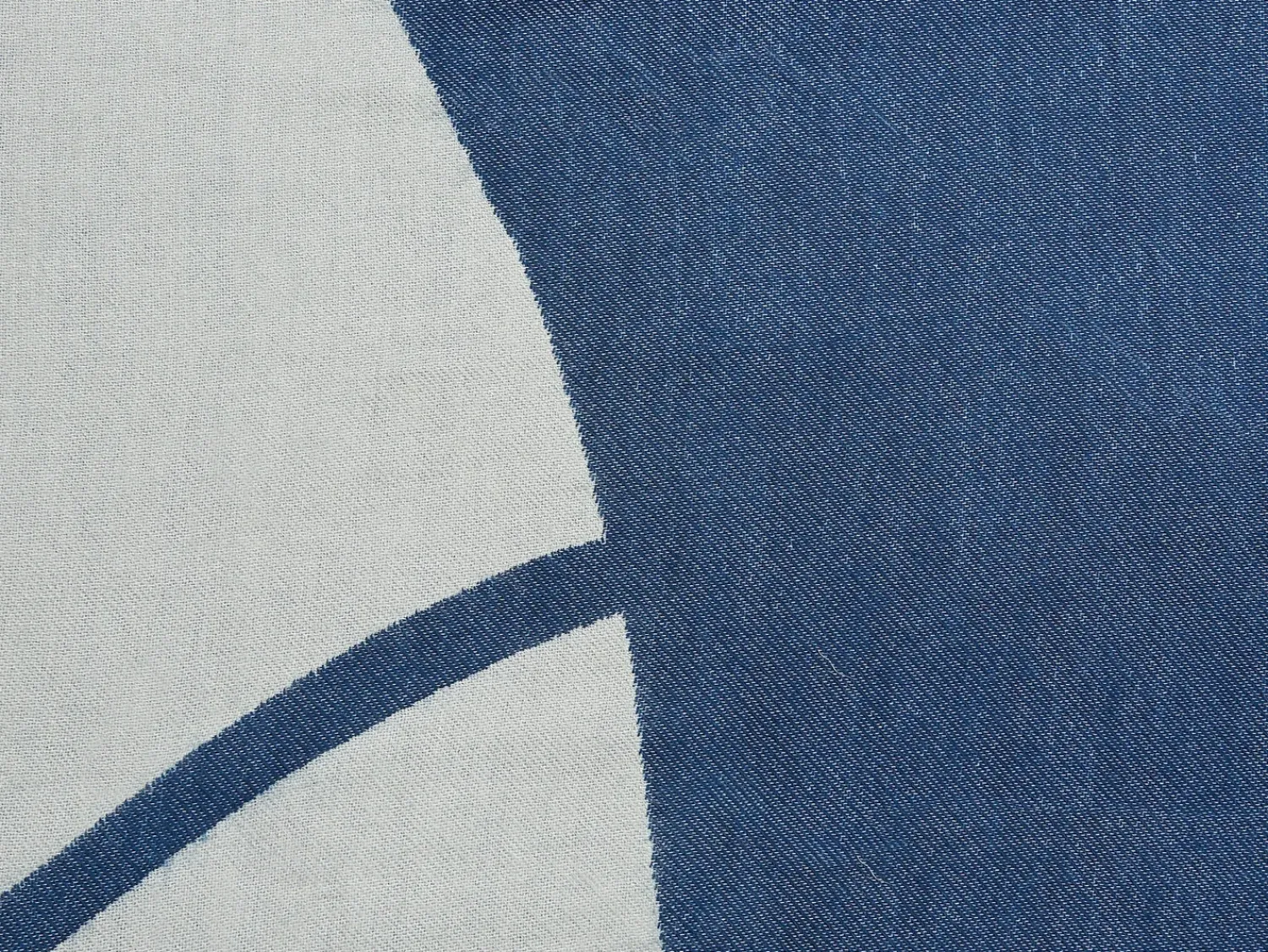 Discount Beliani Coperta HAPREK 130 x 170 cm Blu Blu Grigio