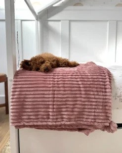 Sale Beliani Coperta KAWERI 150 x 200 cm Rosa