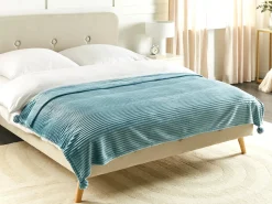 Beliani Coperta KAWERI 150 x 200 cm chiaro Verde