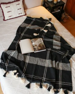 Sale Beliani Coperta KULAC Cotone 130 x 170 cm Nero Bianco Nero