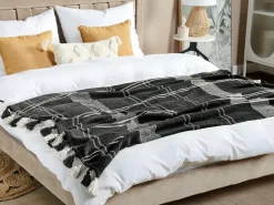 Sale Beliani Coperta KULAC Cotone 130 x 170 cm Nero Bianco Nero