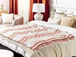 Discount Beliani Coperta MAGAR Tessuto 130 x 170 cm Beige Beige Marrone Rosa