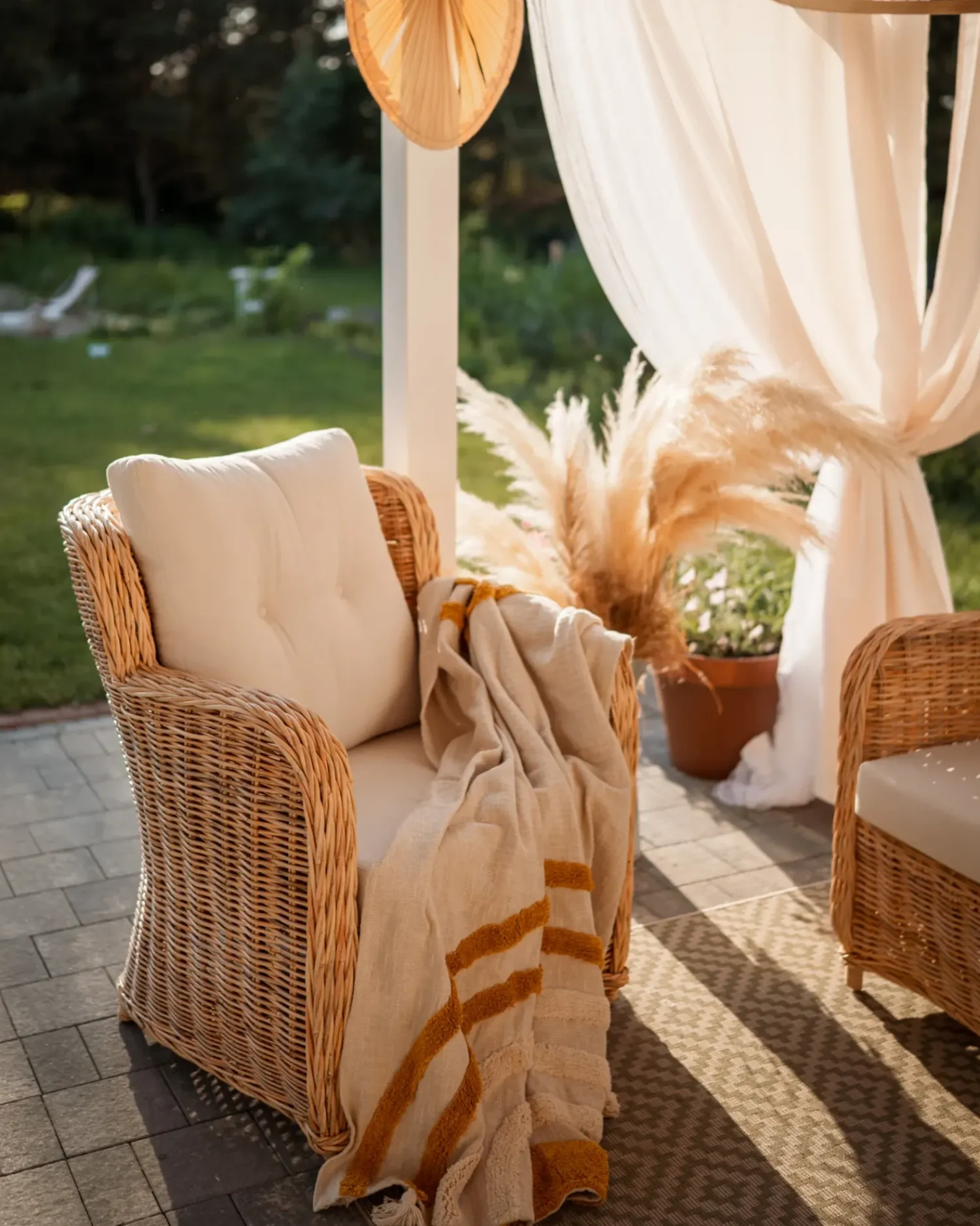 Beliani Coperta MATHURA Cotone 130 x 180 cm Beige Beige Arancione