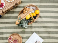 Outlet Beliani Coperta per picnic MOUZA 200 x 200 cm Beige Beige Grigio
