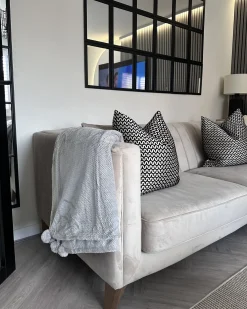 New Beliani Coperta SAITLER chiaro Grigio