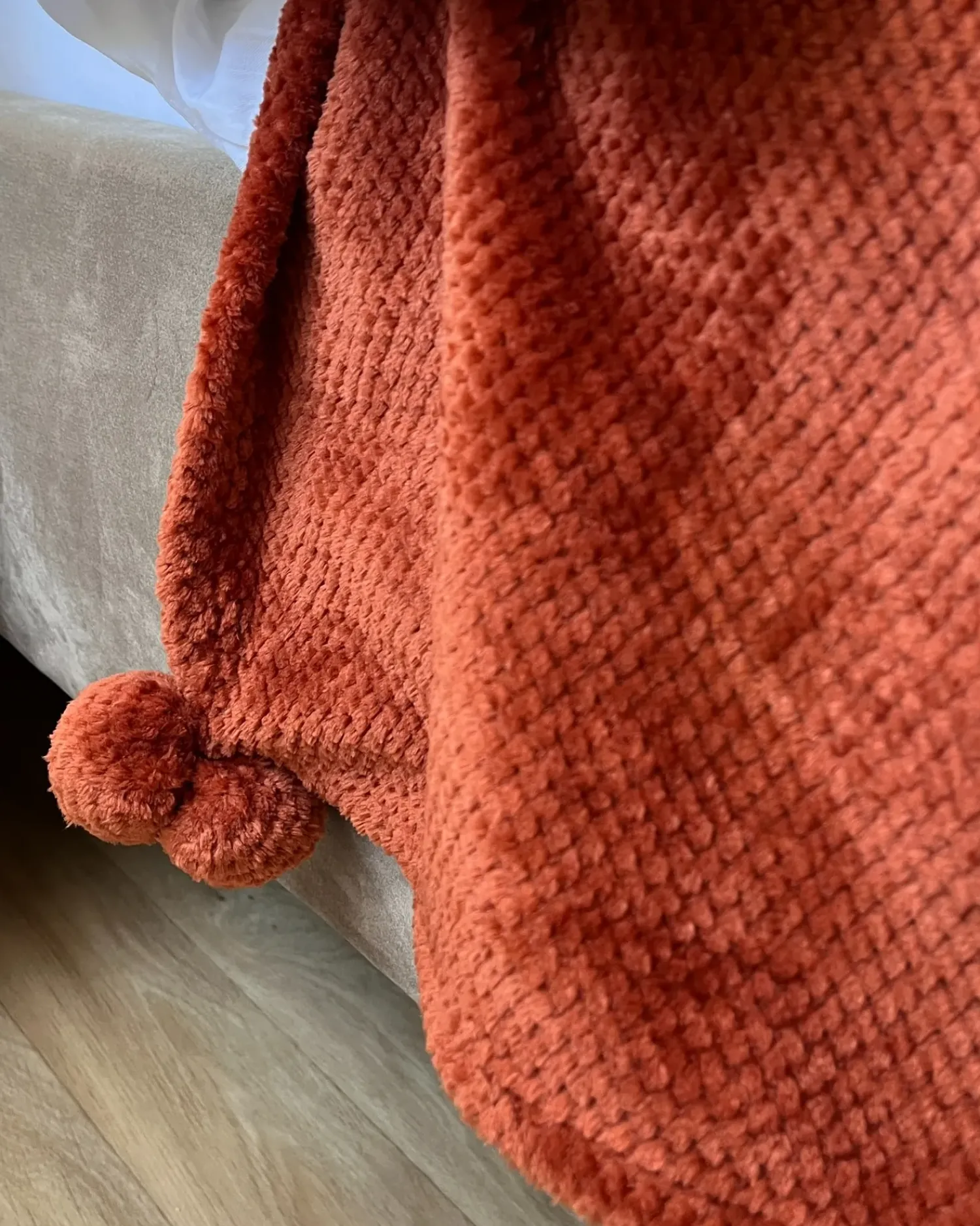 Online Beliani Coperta SAITLER 200 x 220 cm dorato Marrone