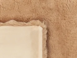 Hot Beliani Coperta SALKA Finta pelliccia 150 x 200 cm Marrone