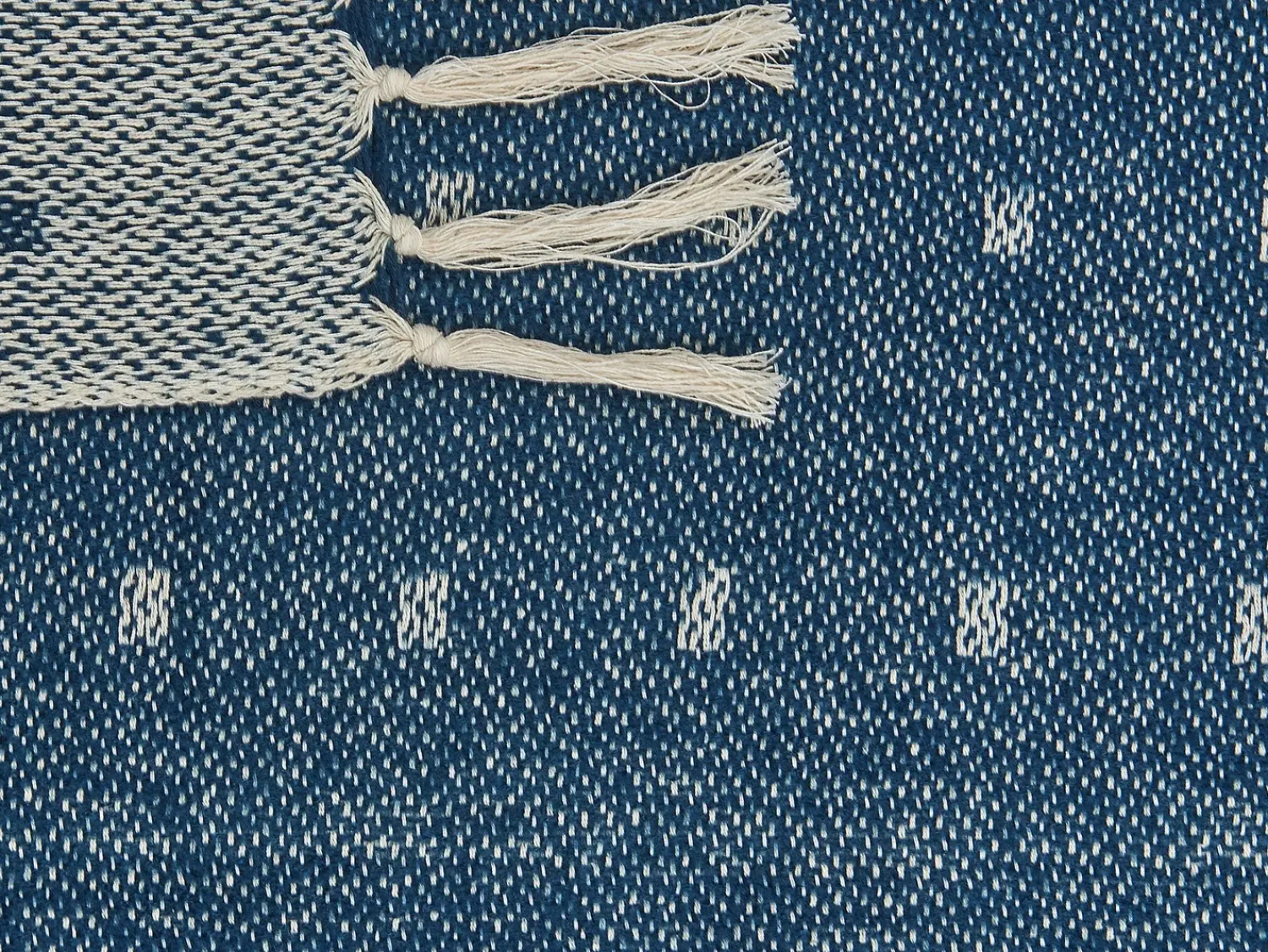 Outlet Beliani Coperta TAARI Cotone 130 x 170 cm Foglia di tè Beige Blu