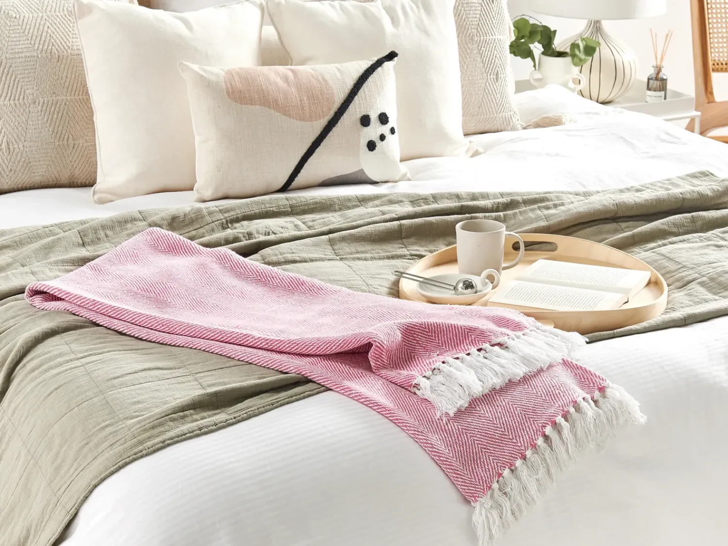 Discount Beliani Coperta TANGIER Cotone 130 x 160 cm Rosa Bianco Rosa