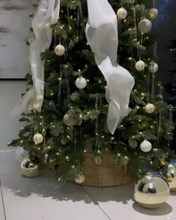 Hot Beliani Copri base per albero di Natale FLATEYRI Giacinto d'acqua Naturale Beige Naturale