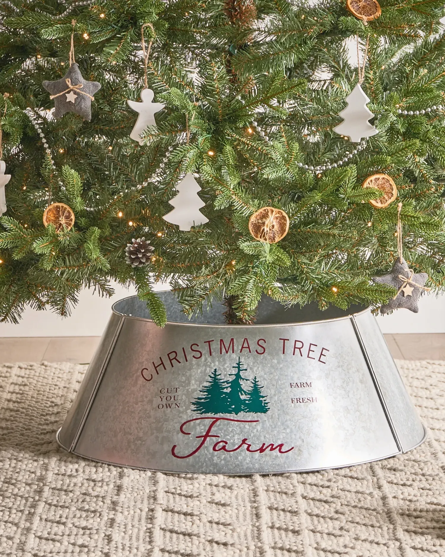 Sale Beliani Copri base per albero di Natale ROVANIEMI Ferro 65 cm Argento