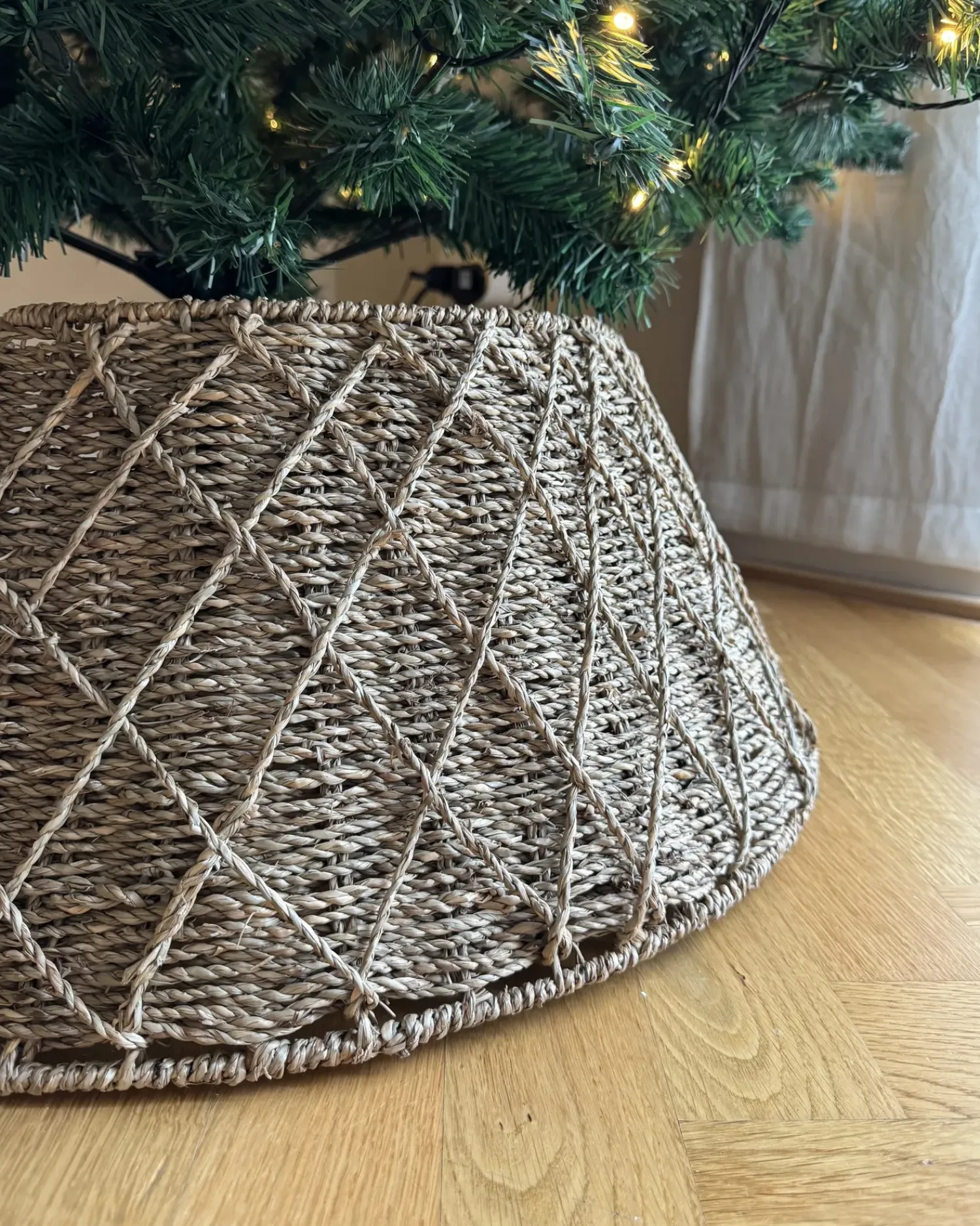 Outlet Beliani Copri base per albero di Natale VUOTSO Alghe marine Naturale