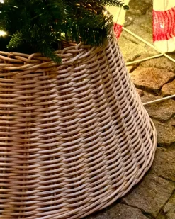 Online Beliani Copri base per albero di Natale FLOCON Rattan chiaro 47 cm Marrone
