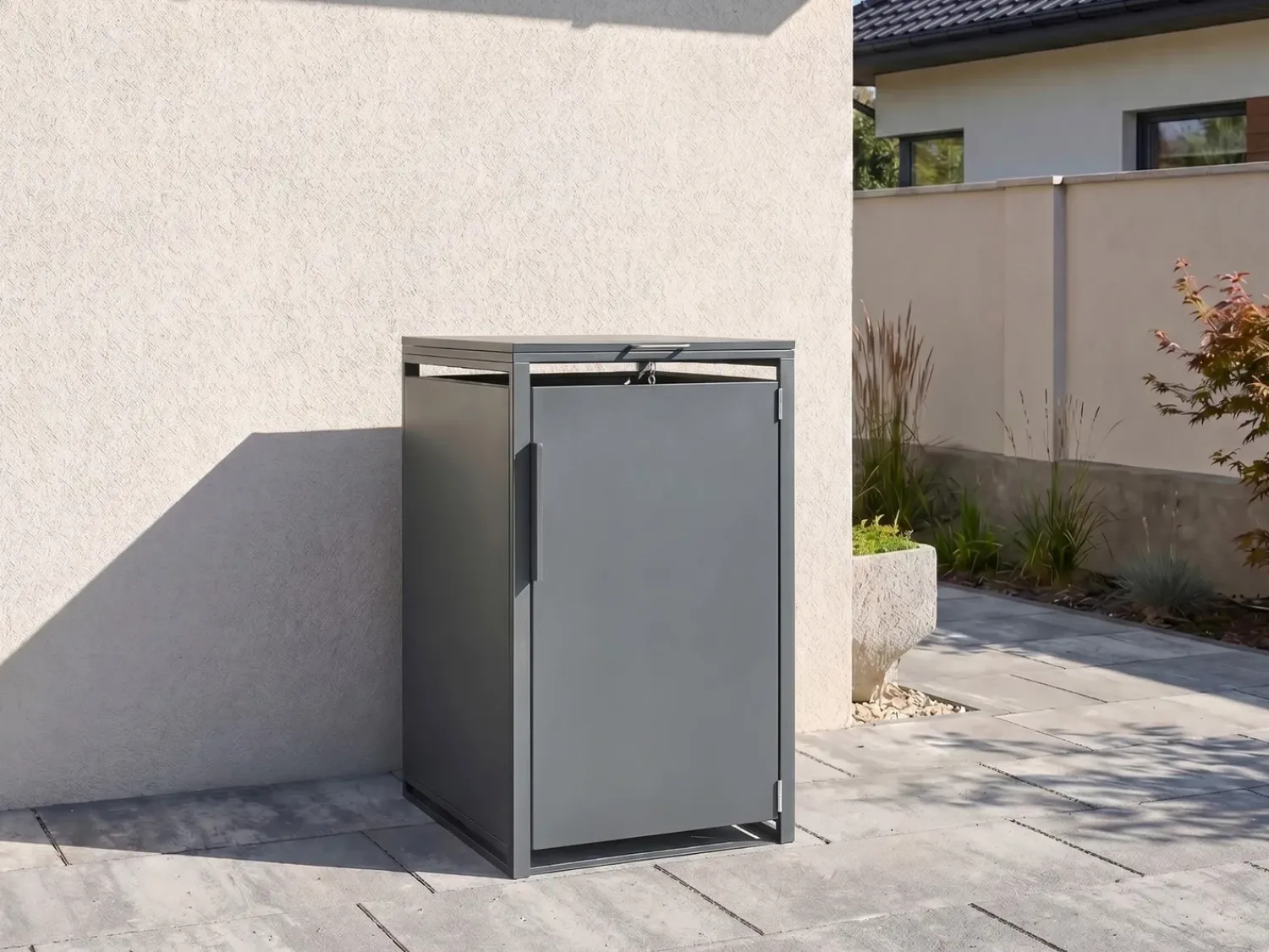 Outlet Beliani Copri-pattumiera 240 L PIACENZA Metallo scuro Grigio