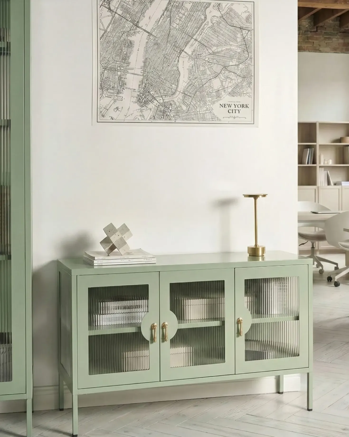 Credenza a 3 ante GLEORA Metallo Verde menta