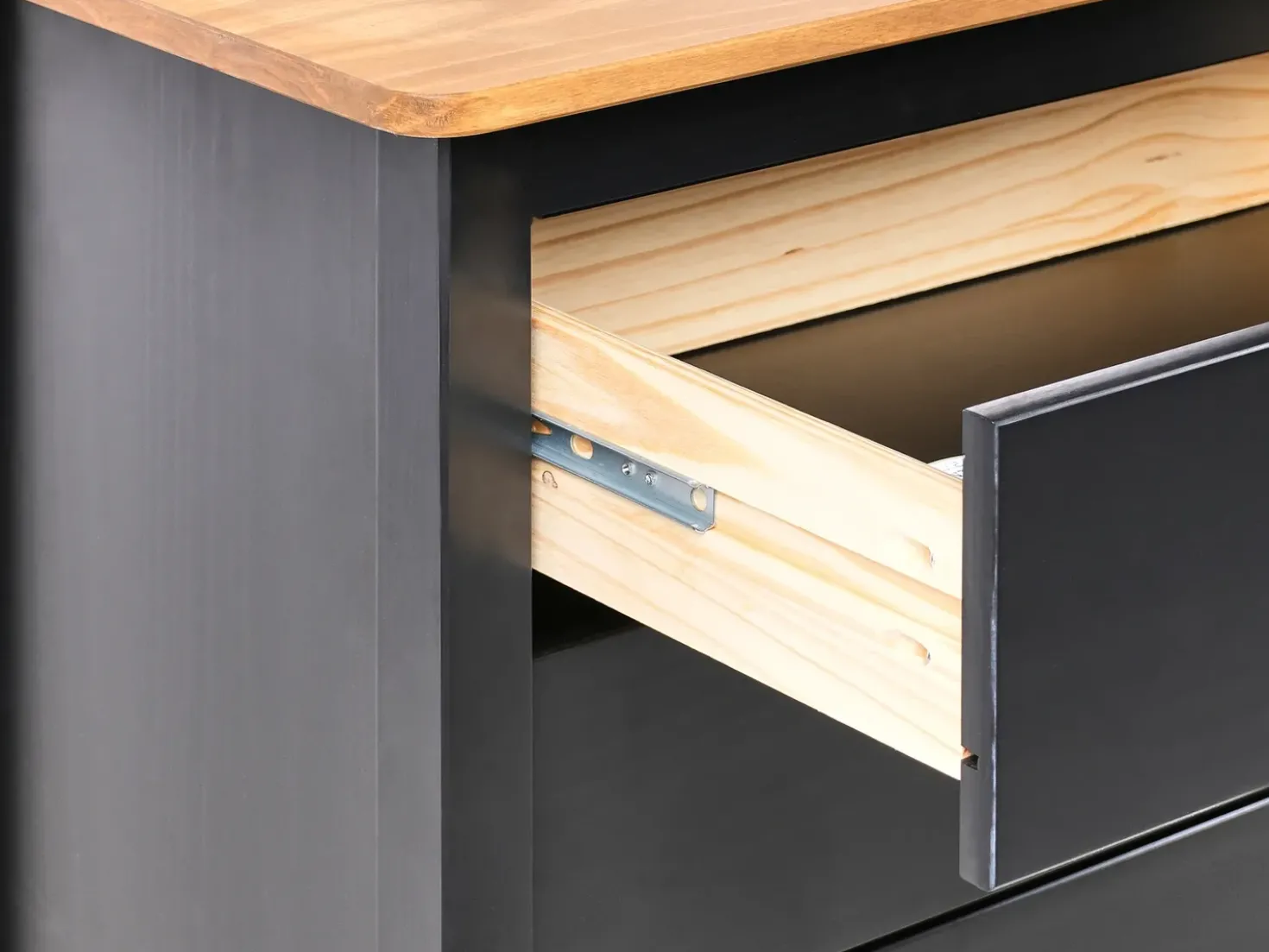 Credenza a 2 ante SHILLINGTON Legno di pino Nero