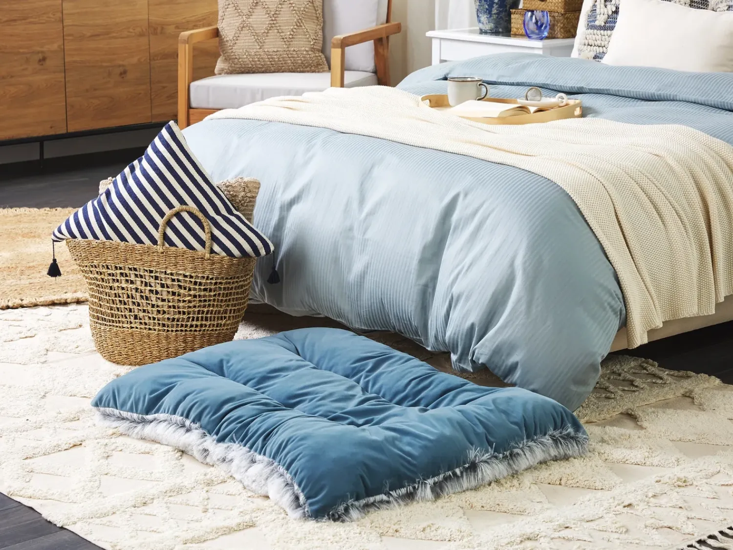 Sale Beliani Cuccia per animali ERGANI Velluto Blu