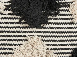 Hot Beliani Cuscino decorativo BHUSAWAL Cotone 50 x 50 cm Nero Trama geometrica Beige Nero