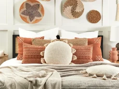Beliani Cuscino decorativo MADIA Cotone 45 x 45 cm chiaro Tinta unita Beige