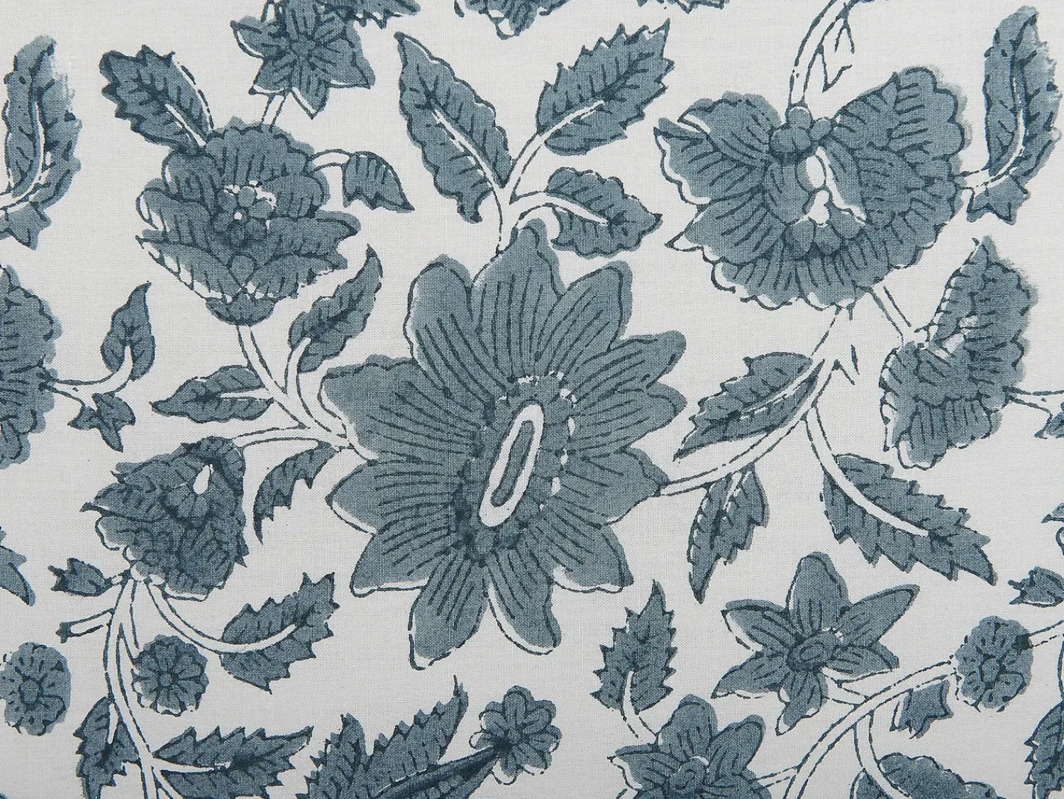 Discount Beliani Cuscino decorativo RUMEX Cotone 45 x 45 cm Blu Trama floreale Bianco Blu