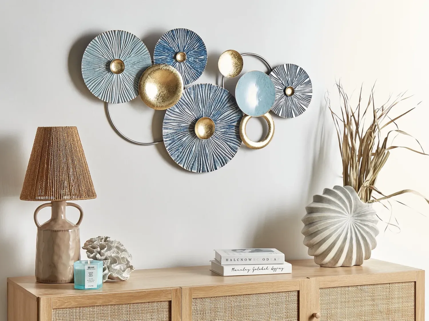 Hot Beliani Decorazione da parete ACTINIUM Metallo 51 cm Blu Blu Oro